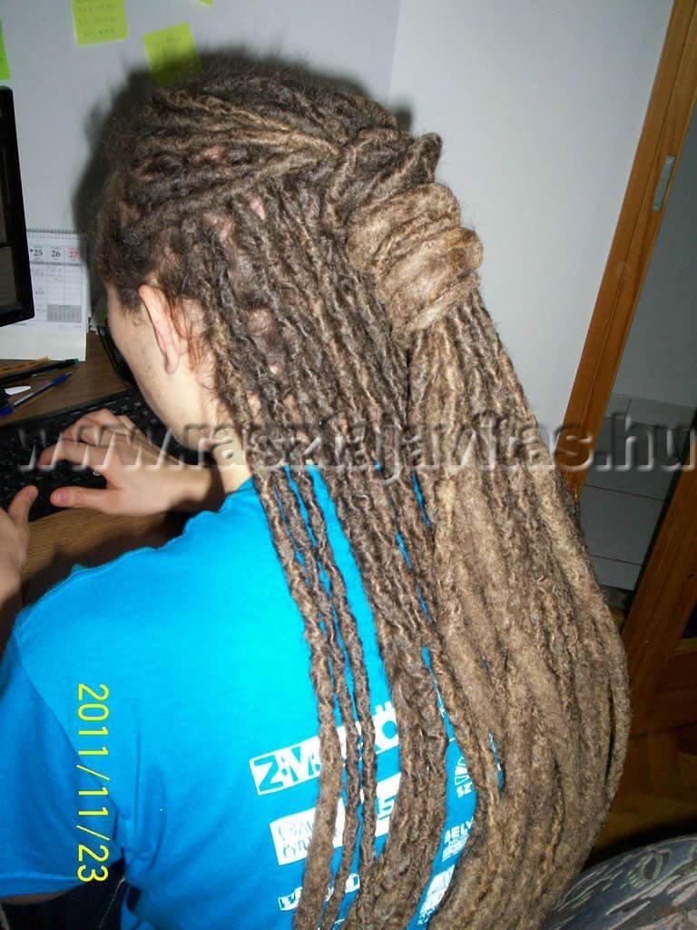 You are currently viewing Hosszú dreadlock: Elf módszer (A gyűrűk urából)