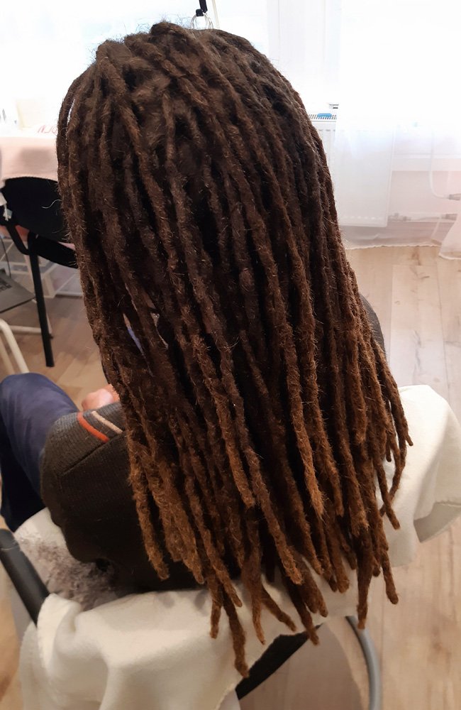 You are currently viewing Raszta hajszín és stílus: Hogyan válassz harmonikusan?